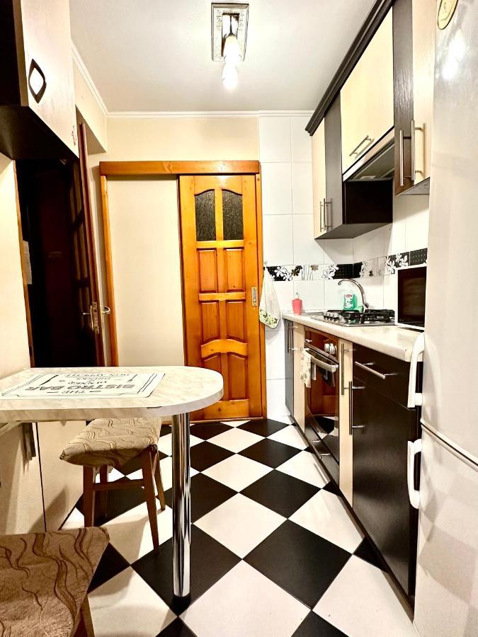 Romantic Apartments- In Historical Center ลวีฟ ภายนอก รูปภาพ